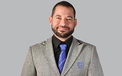 Alistair D. Stevenson 陶艺、高阶陶艺老师 - 深圳瑞得福学校 - 给孩子优质的教育 是父母最好的投资